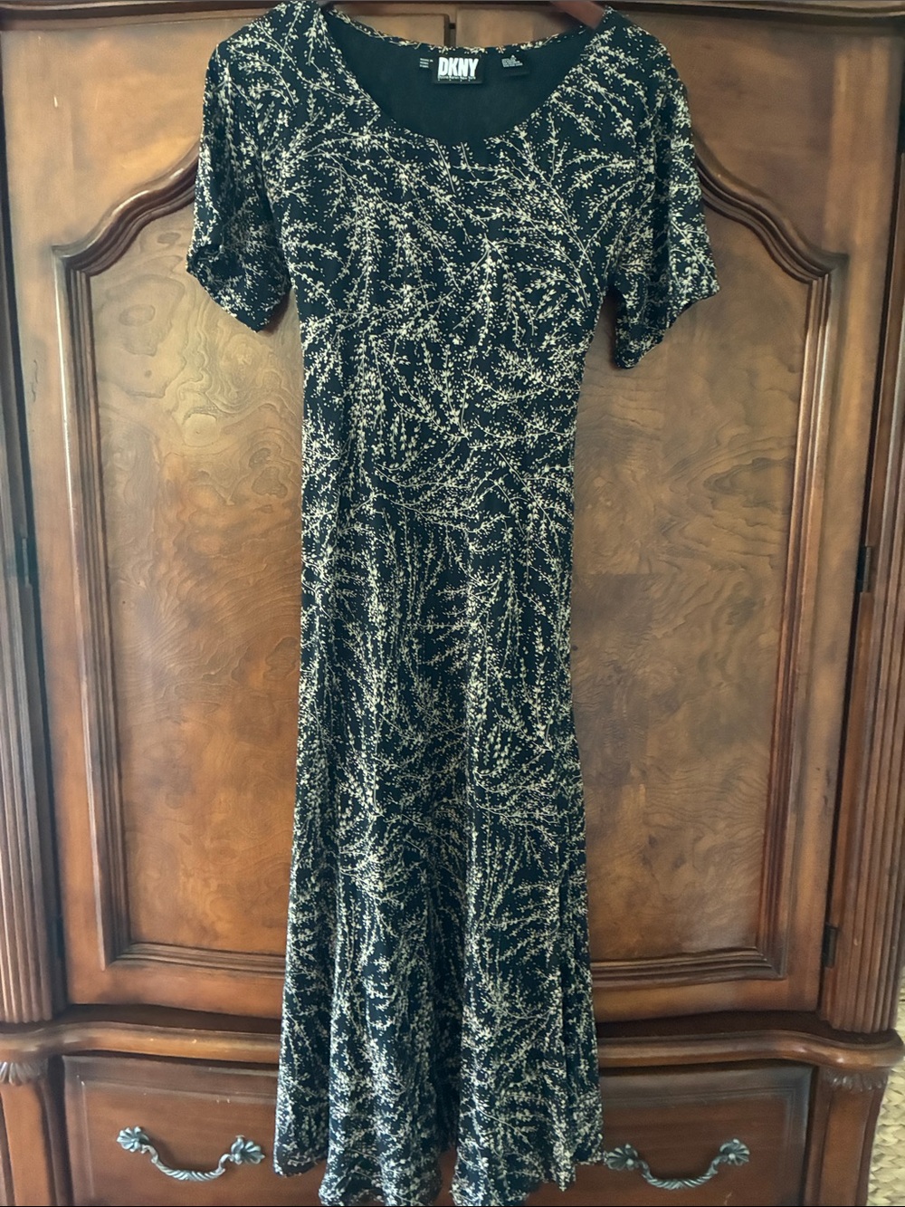Vintage DKNY Silk Black & Cream Patterned Maxi Dress 4